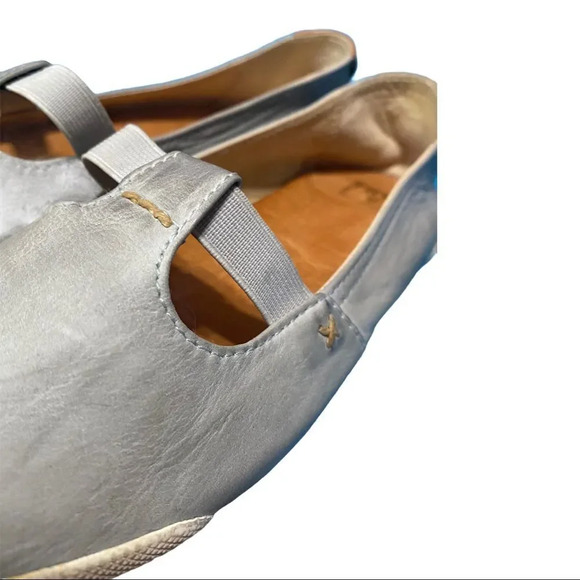 FRYE Melanie T-Strap Slip-On Flat in Ice Grey Blue - Picture 5 of 8